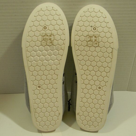 Roxy Grey Lace Up Sneakers - Picture 6 of 6